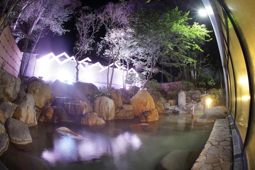 Royal Hotel Yatsugatake -From Apr2024 Grand Mercure Yatsugatake Resort & Spa Hokuto  Dış mekan fotoğraf