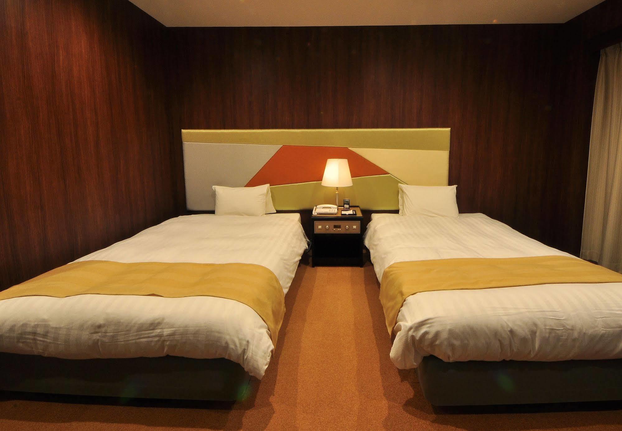 Royal Hotel Yatsugatake -From Apr2024 Grand Mercure Yatsugatake Resort & Spa Hokuto  Dış mekan fotoğraf